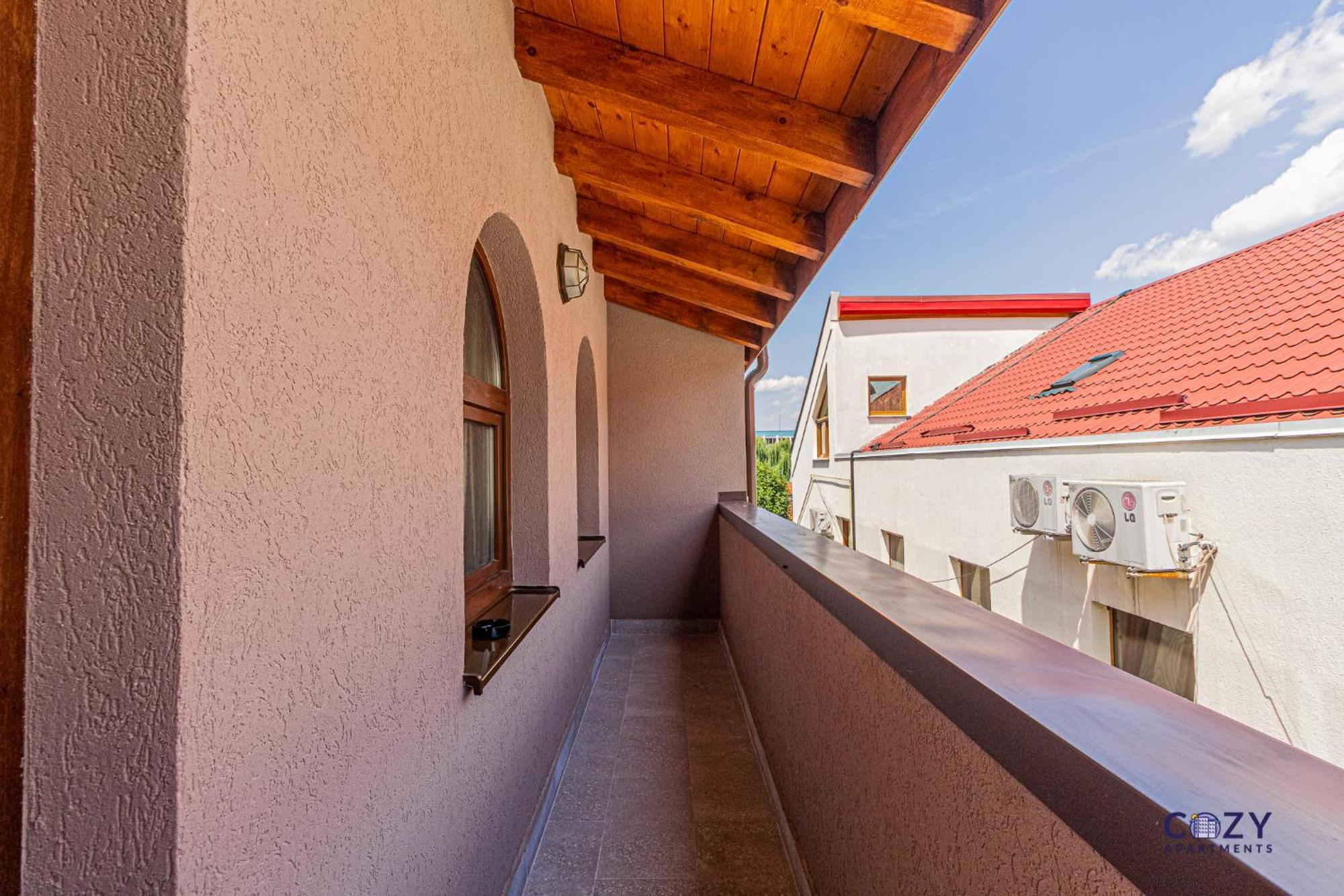 Cozy Brand New Boutique Aparthotel Brasov Bagian luar foto