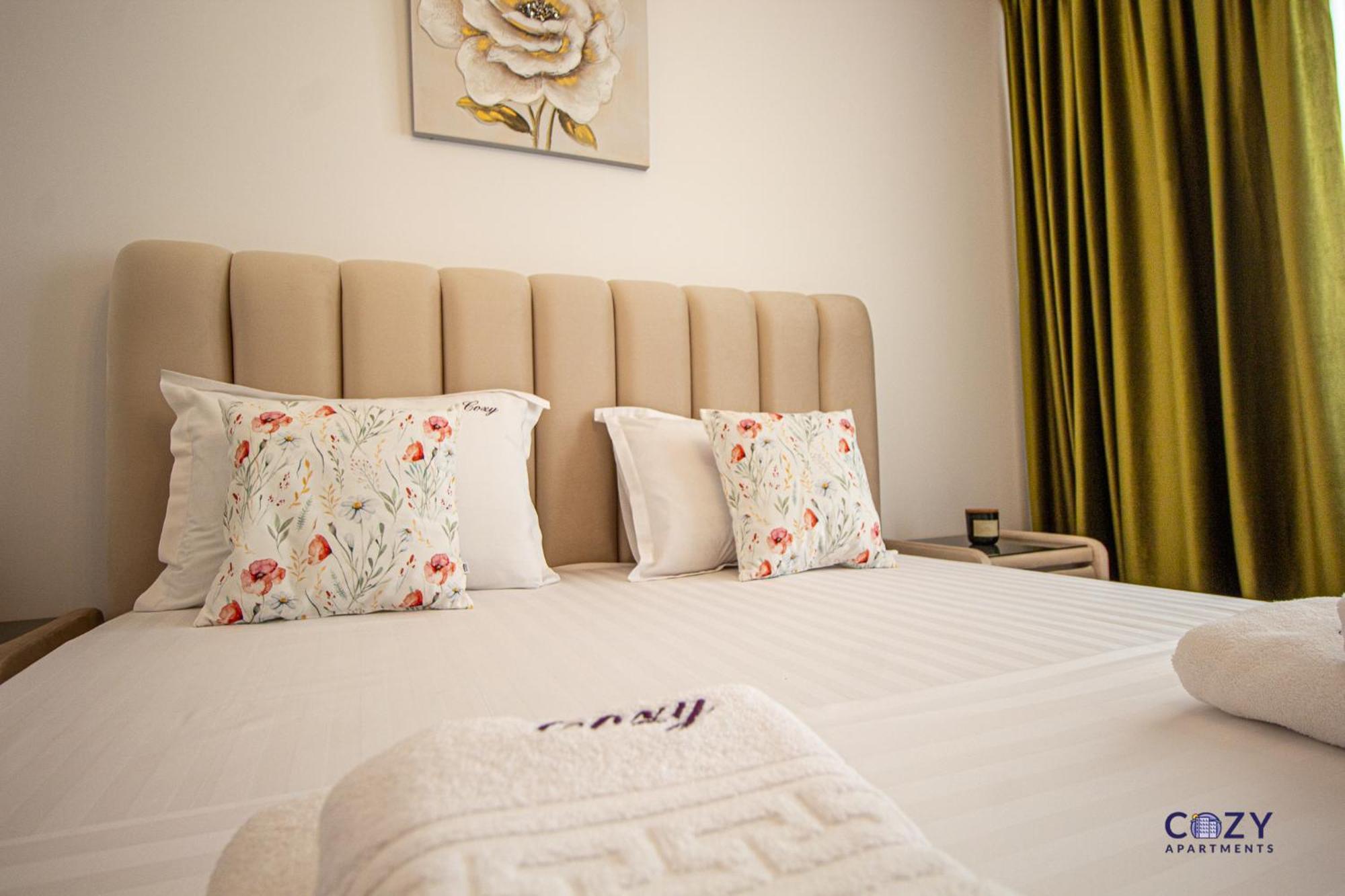 Cozy Brand New Boutique Aparthotel Brasov Bagian luar foto